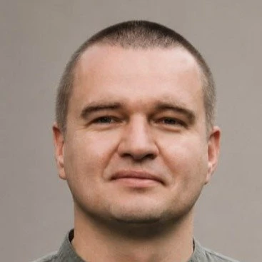 Руслан Сазонов
