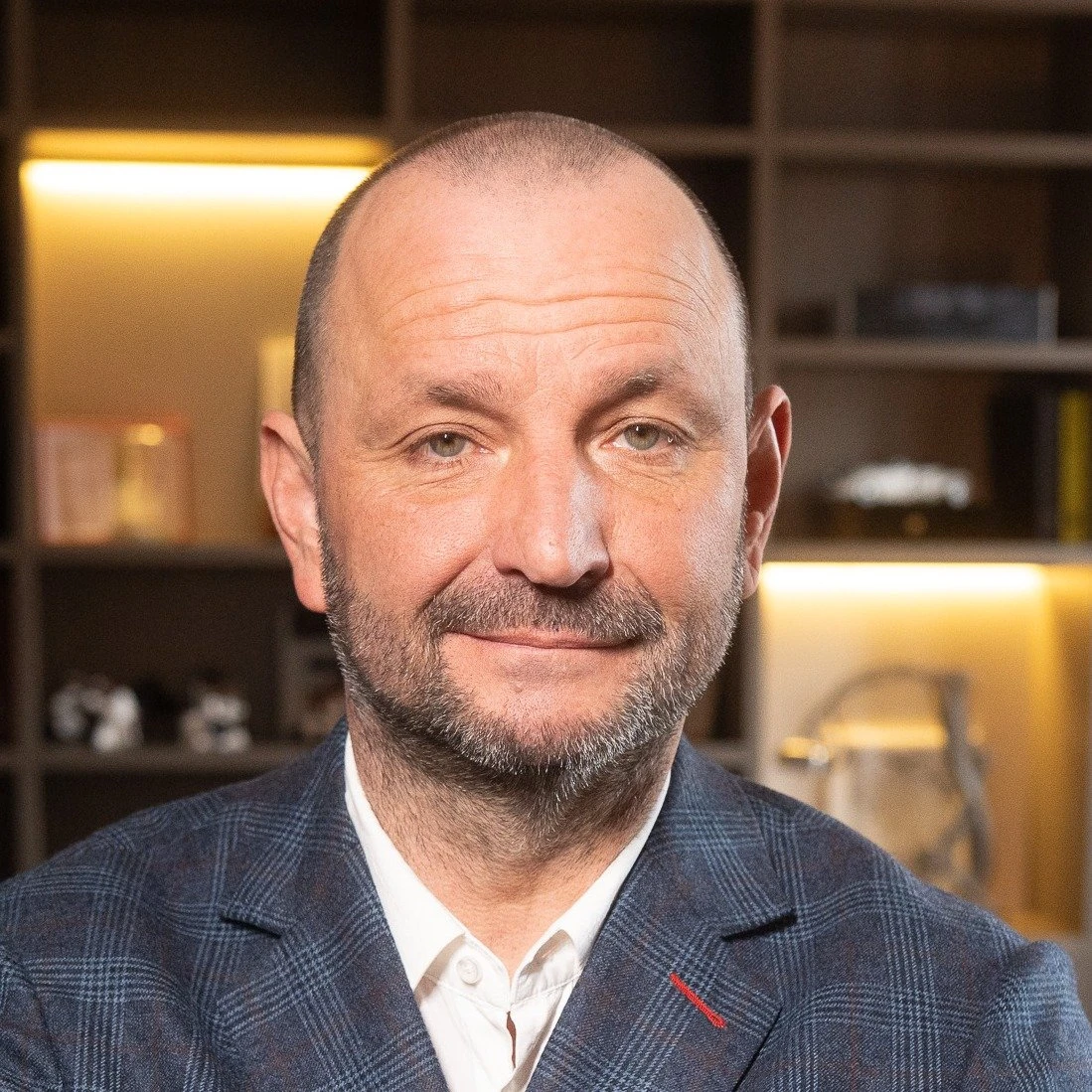 Олександр Овчаренко