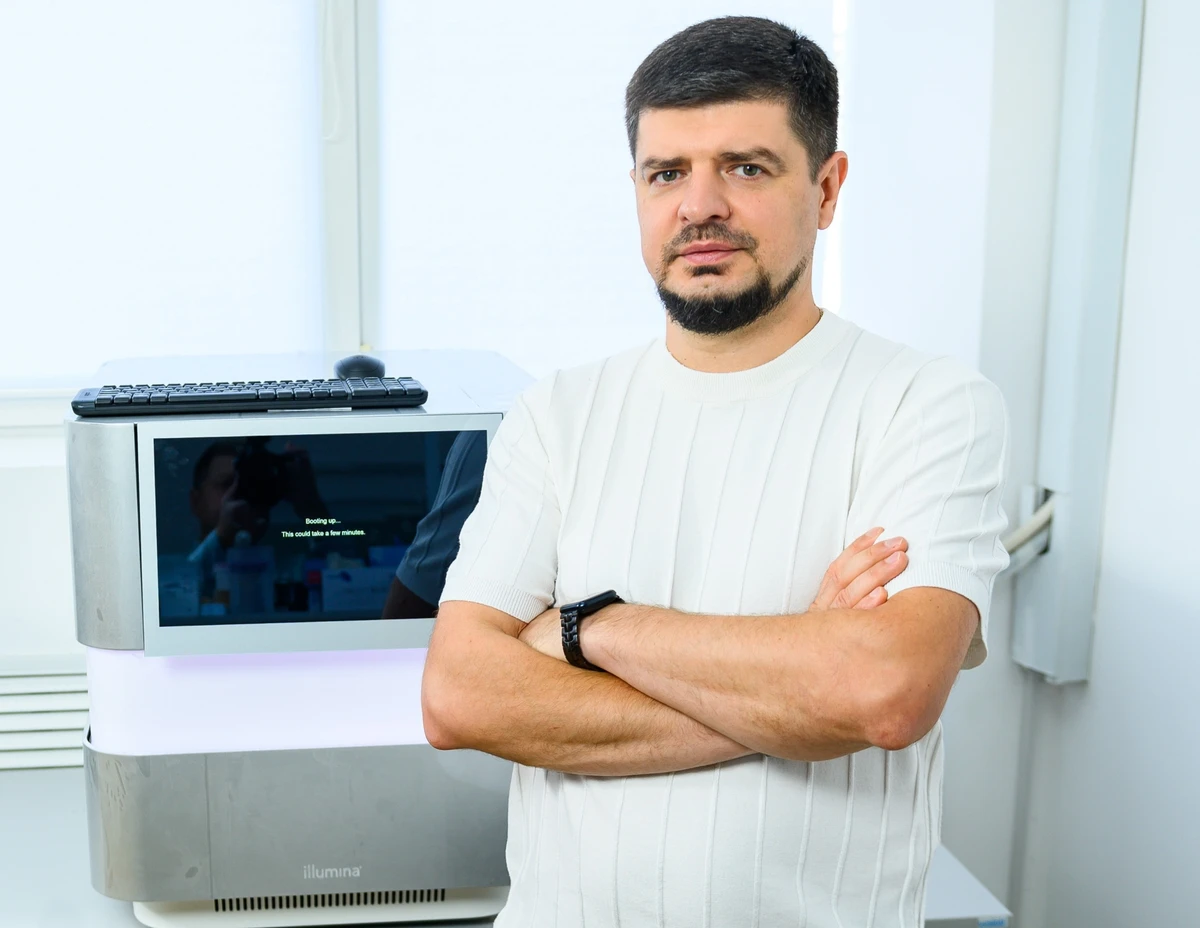 Секвенатор Illumina NextSeq 1000 в лаборатории ГенКод Диагностик