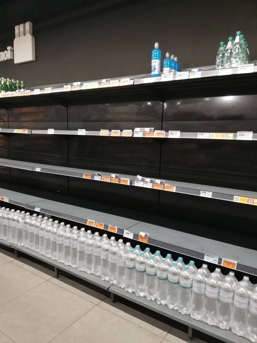 Фото з нібито дефіцитом продуктів в АТБ