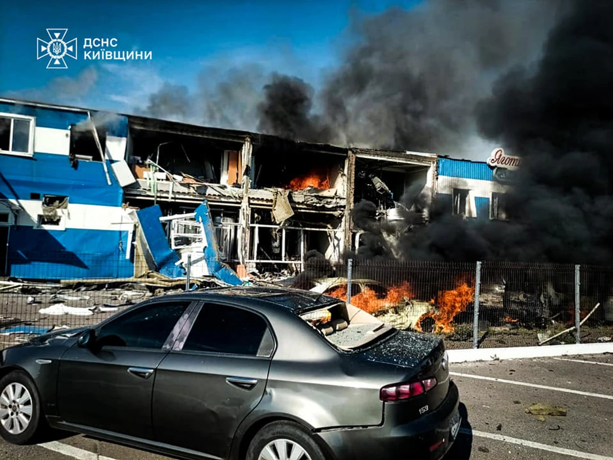 Фото зруйнованої будівлі