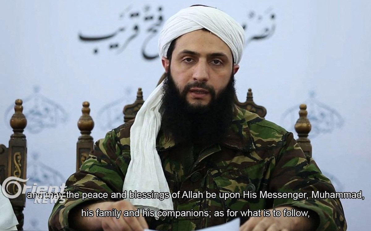 Ахмед аль-Шараа (бойовий псевдонім Абу Мухаммед аль-Джулані) – голова сирійського підрозділу Аль-Каїди, 2016 рік. Згодом він відрікся від Аль-Каїди