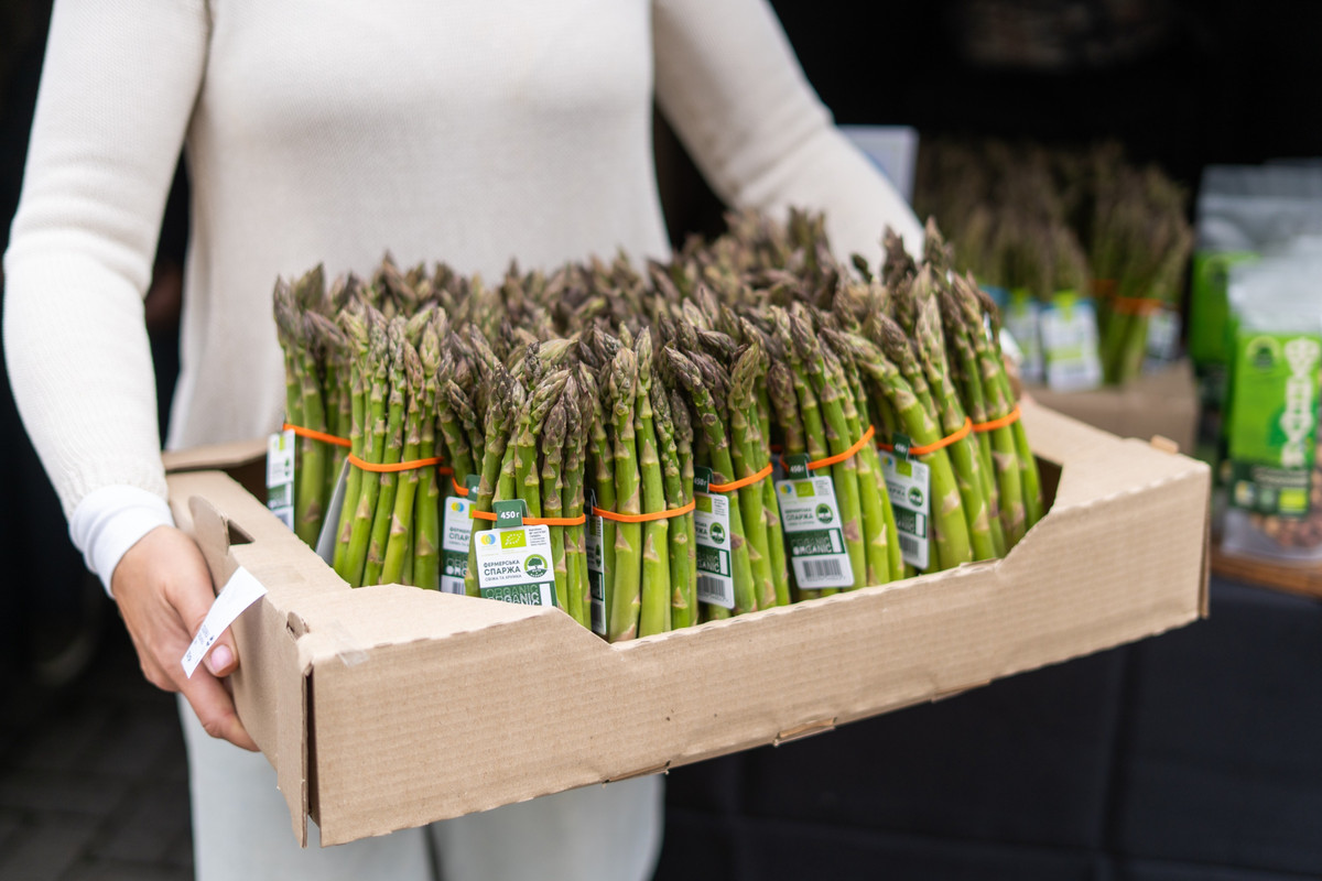 Урожай спаржи
