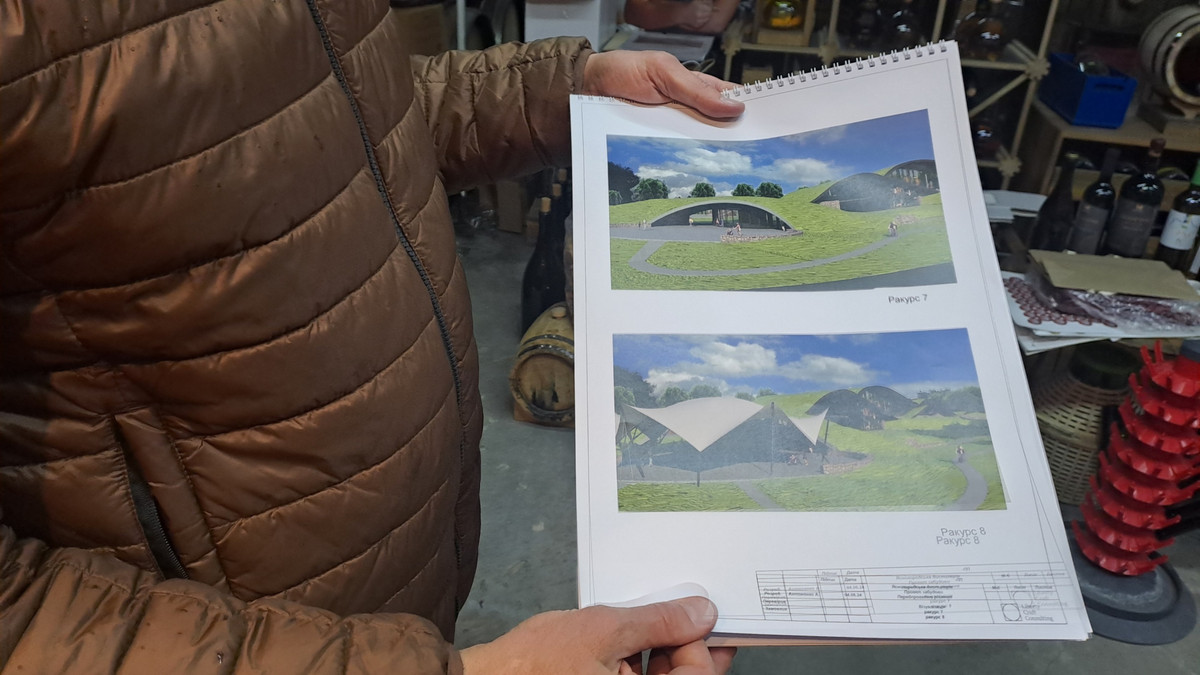 Проект будущей дистиллерии, которая будет построена рядом с виноградником