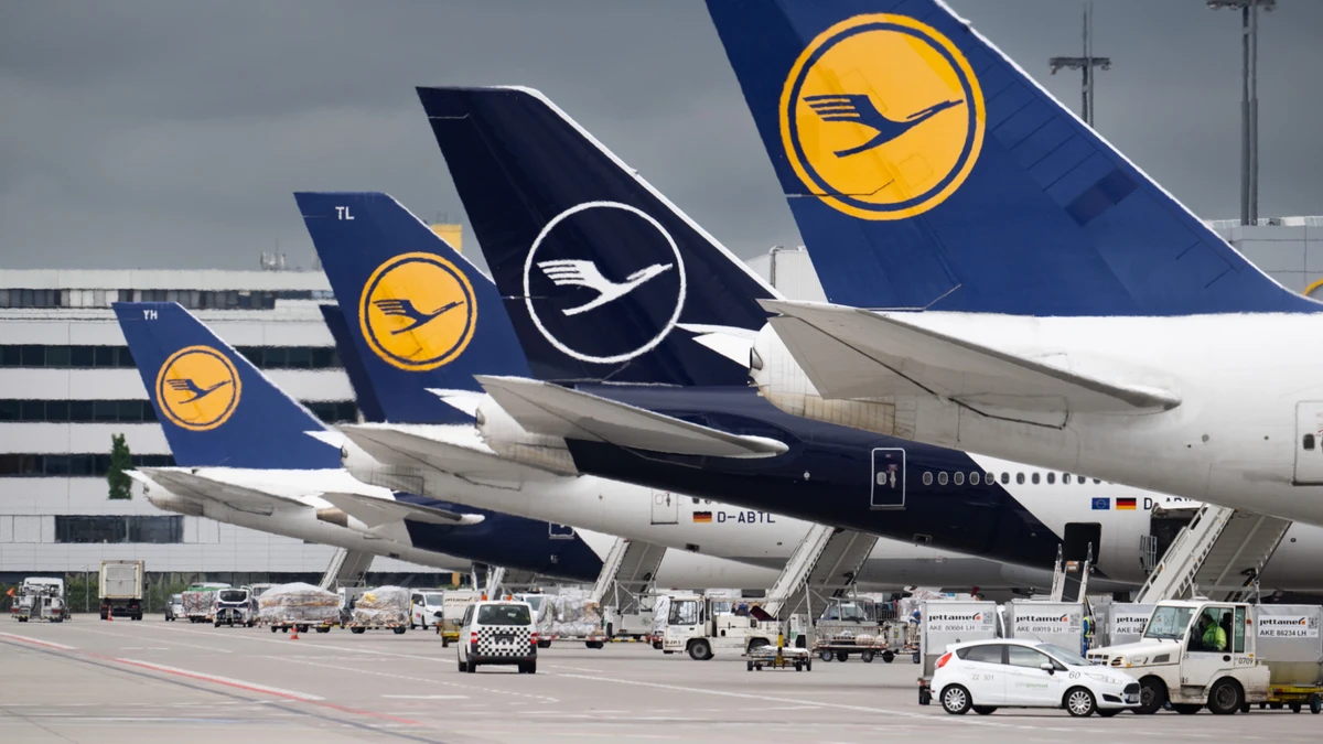 Lufthansa сокращает 20 тыс. коротких рейсов, а дополнительные расходы на топливо переложит на пассажиров