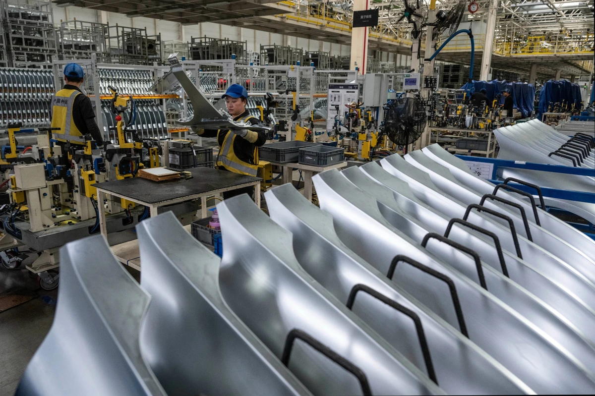 Китай существенно снизил экспорт в США, но компенсировал это диверсификацией поставок