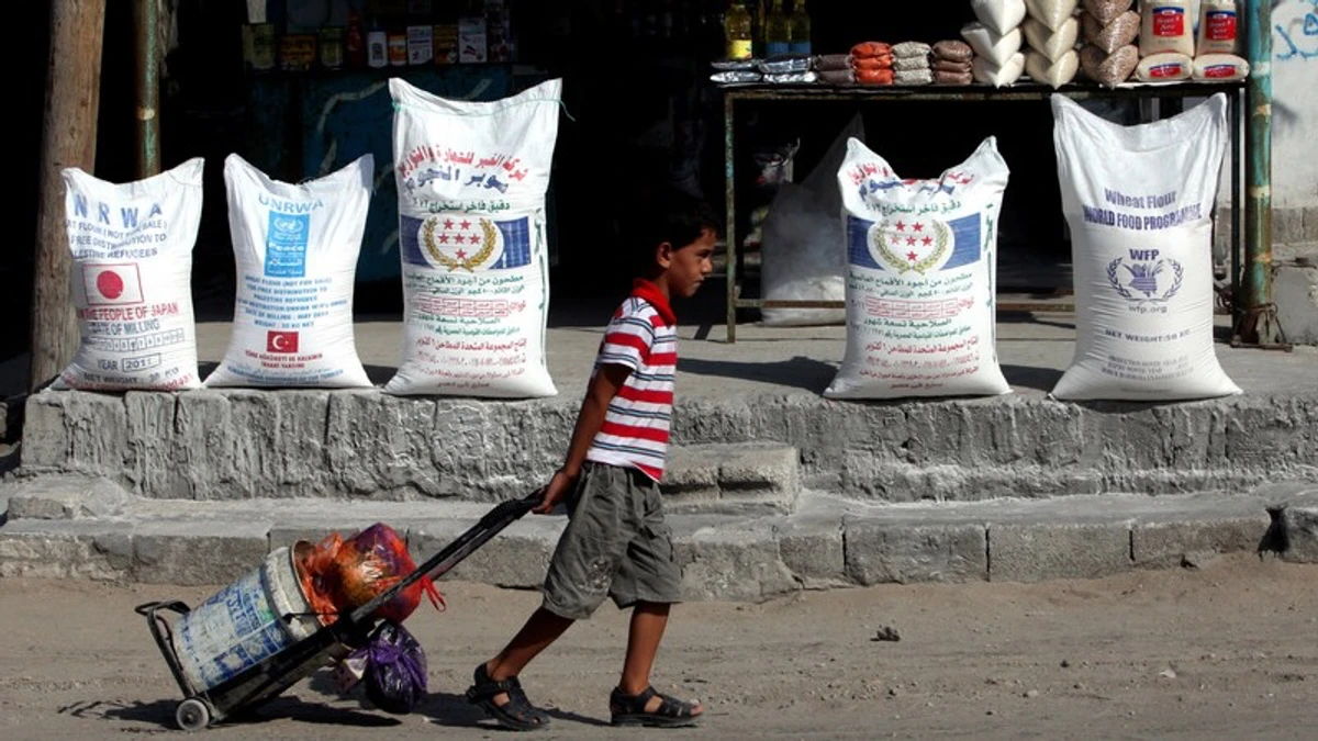 Палестинці отримували мільярди доларів підтримки та гуманітарної допомоги, але до ефективності їх використання є чимало запитань