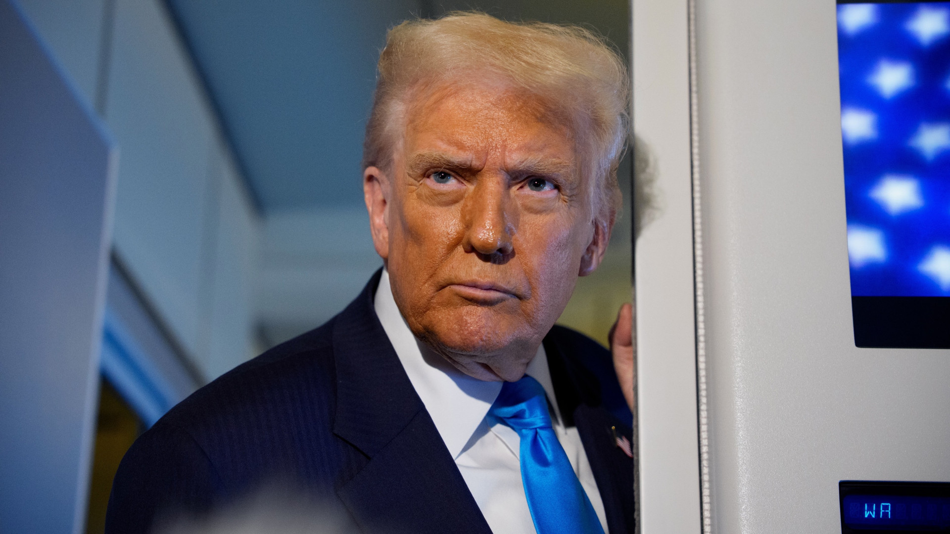 Трамп объяснил санкции против РФ отсутствием прогресса по завершению войны в Украине