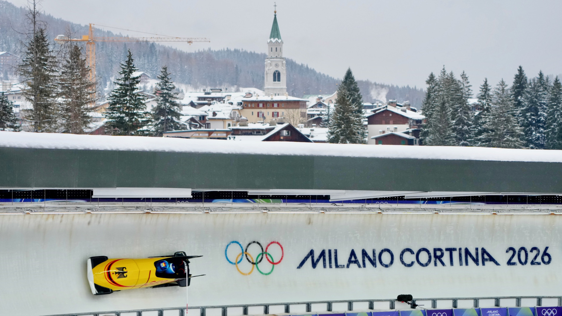 Несмотря на проблемы, итальянцы успели возвести санный центр в Кортине