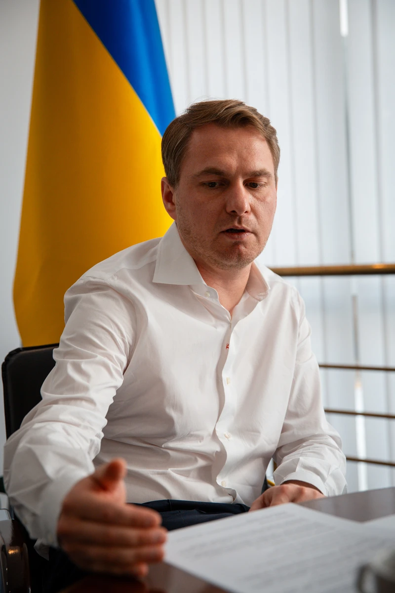 Руслан Кравченко: Я сменил 16 руководителей департаментов и 15 руководителей областей. Но это не конец