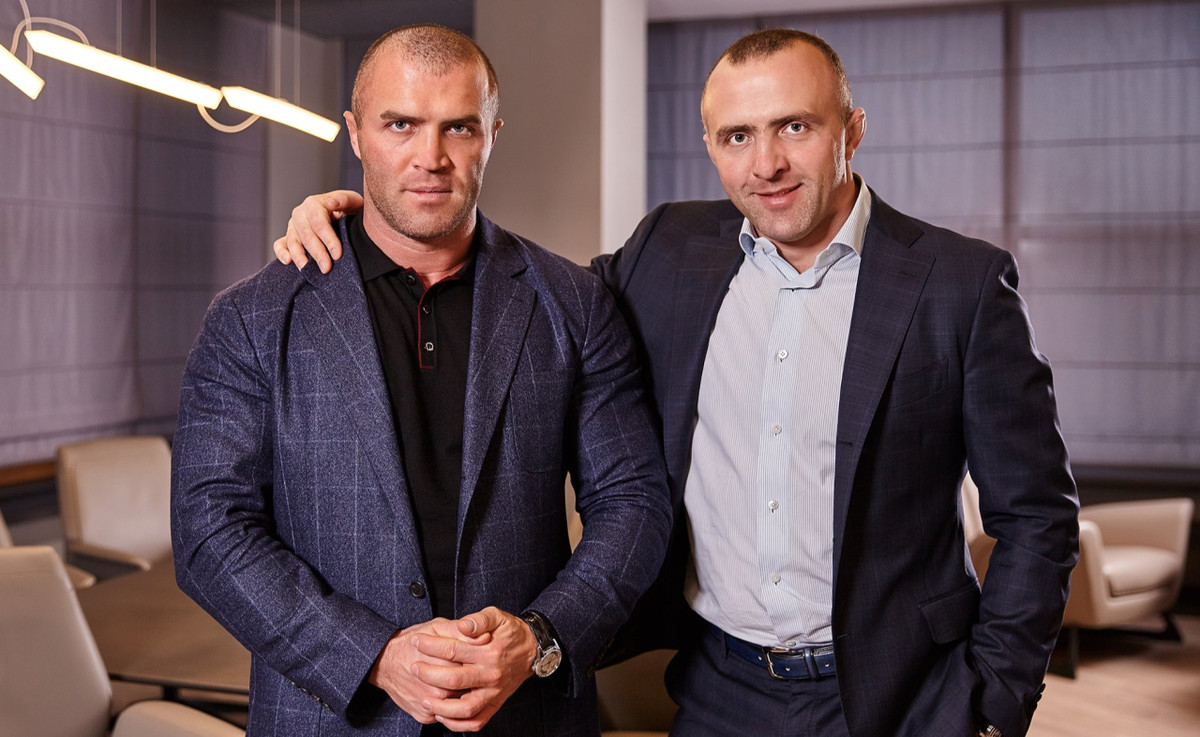 Андрей и Александр Насиковские