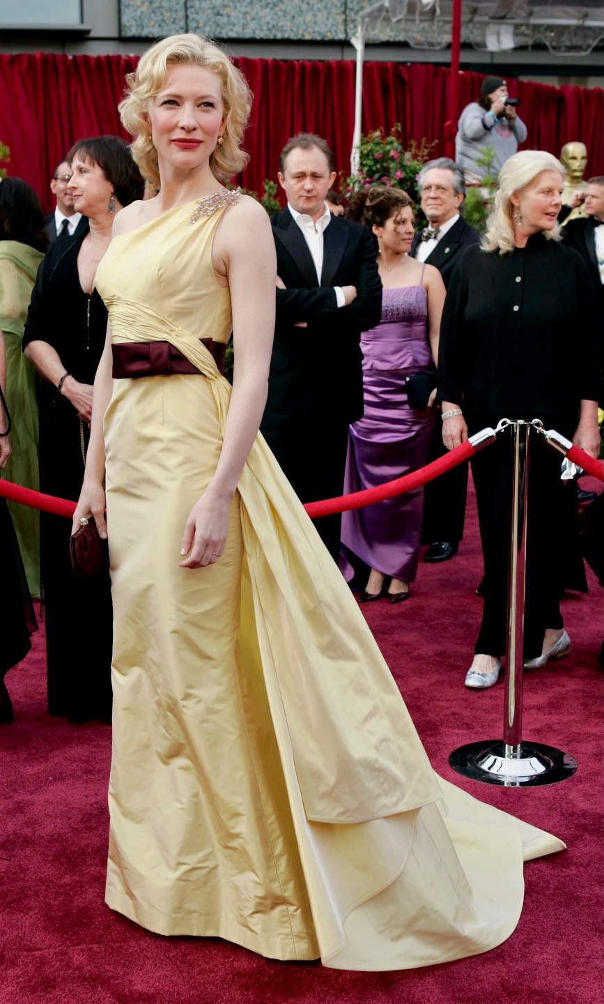 Кейт Бланшетт в платье от Valentino на церемонии Оскар-2005