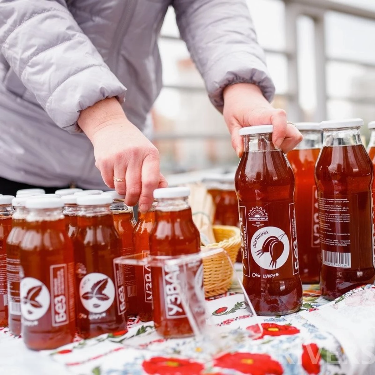 Предприниматели из Хмельницкой области изготавливают узвар в промышленных масштабах и покоряют украинские и иностранные супермаркеты