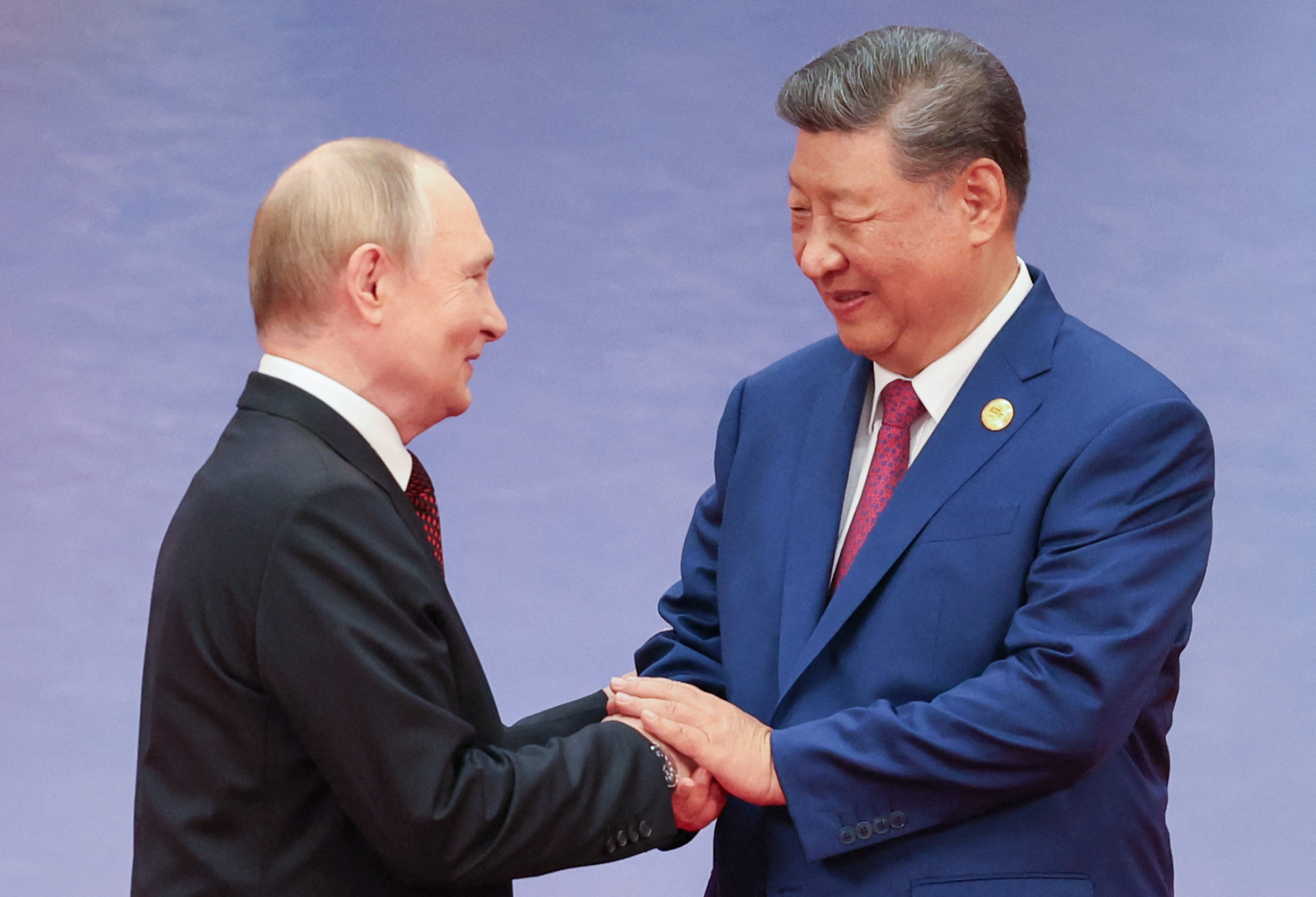 Си назвал Путина дорогим другом, но отношения Пекина и Москвы не равноправны