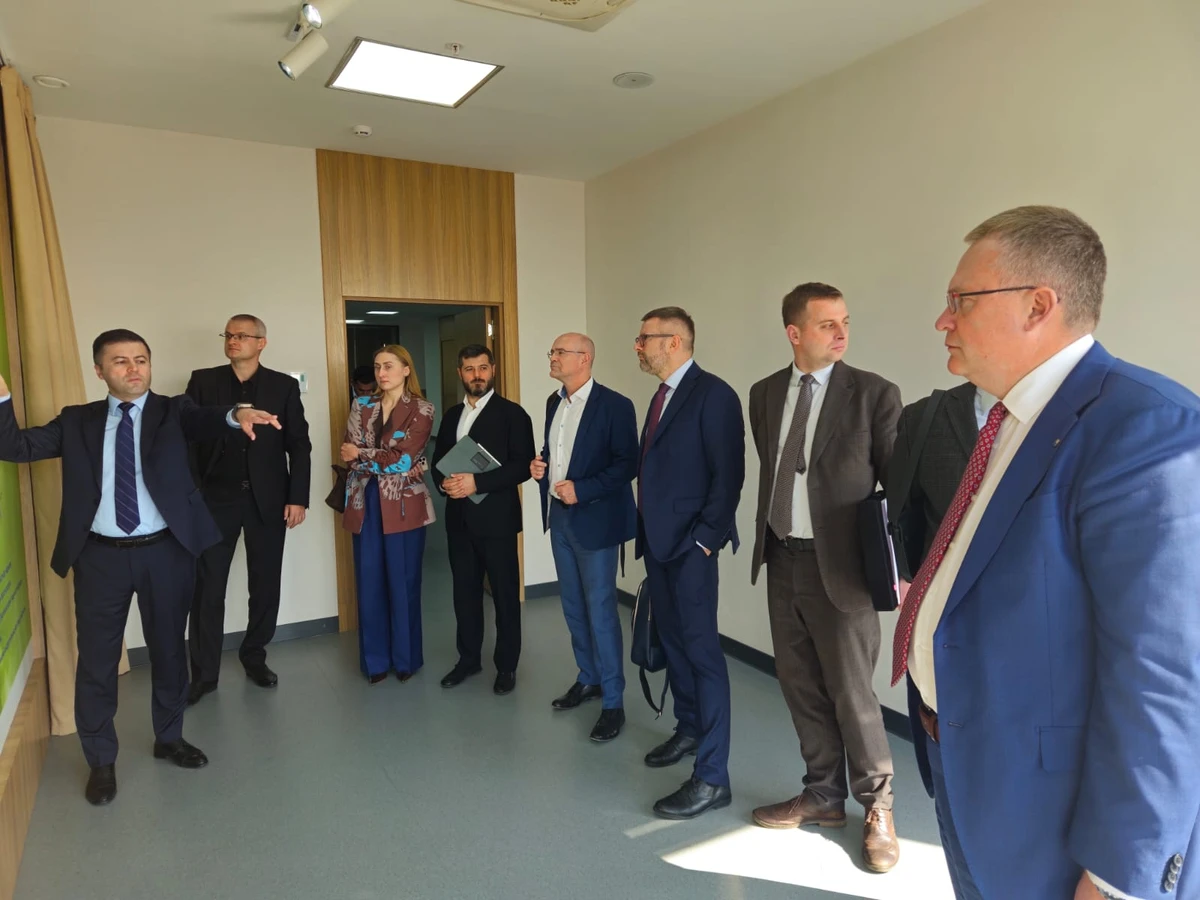 Визит украинской делегации в Tashkent Pharma Park, Узбекистан, фото ФРУ