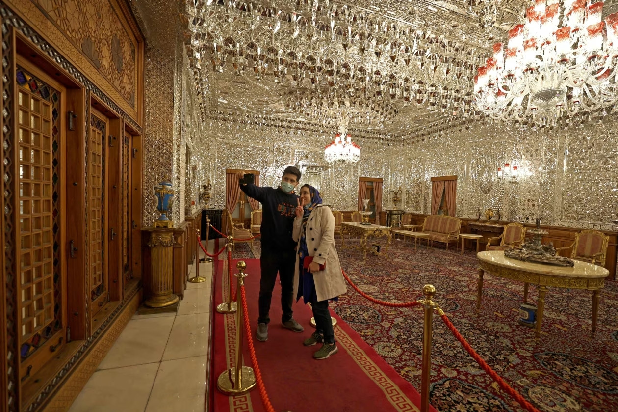 В Iran Mall реалізована надмірна розкіш, яка не має сенсу на тлі стагнації решти економіки