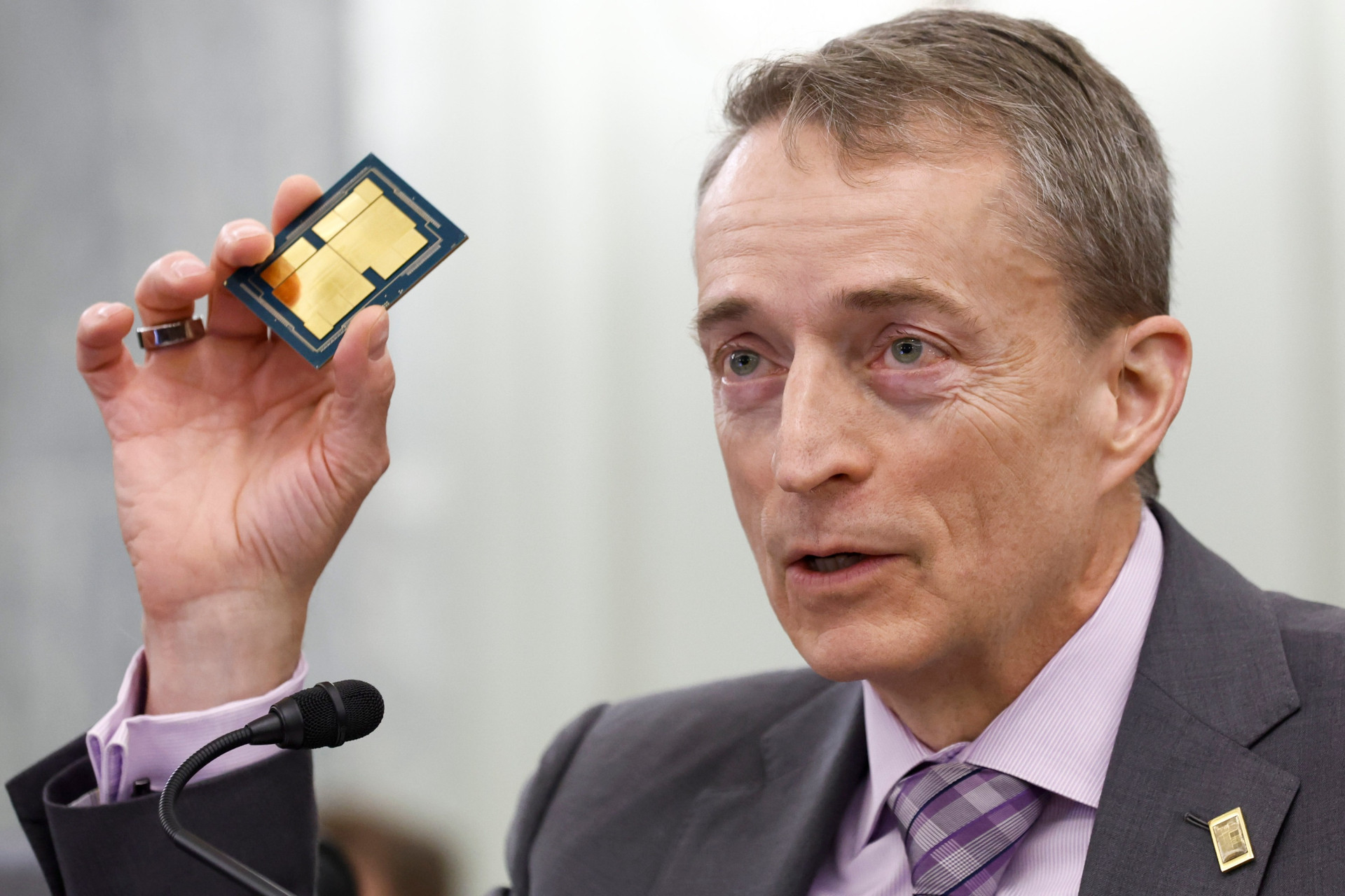 Через проблеми Intel попередній CEO Пет Гелсінгер пішов у відставку