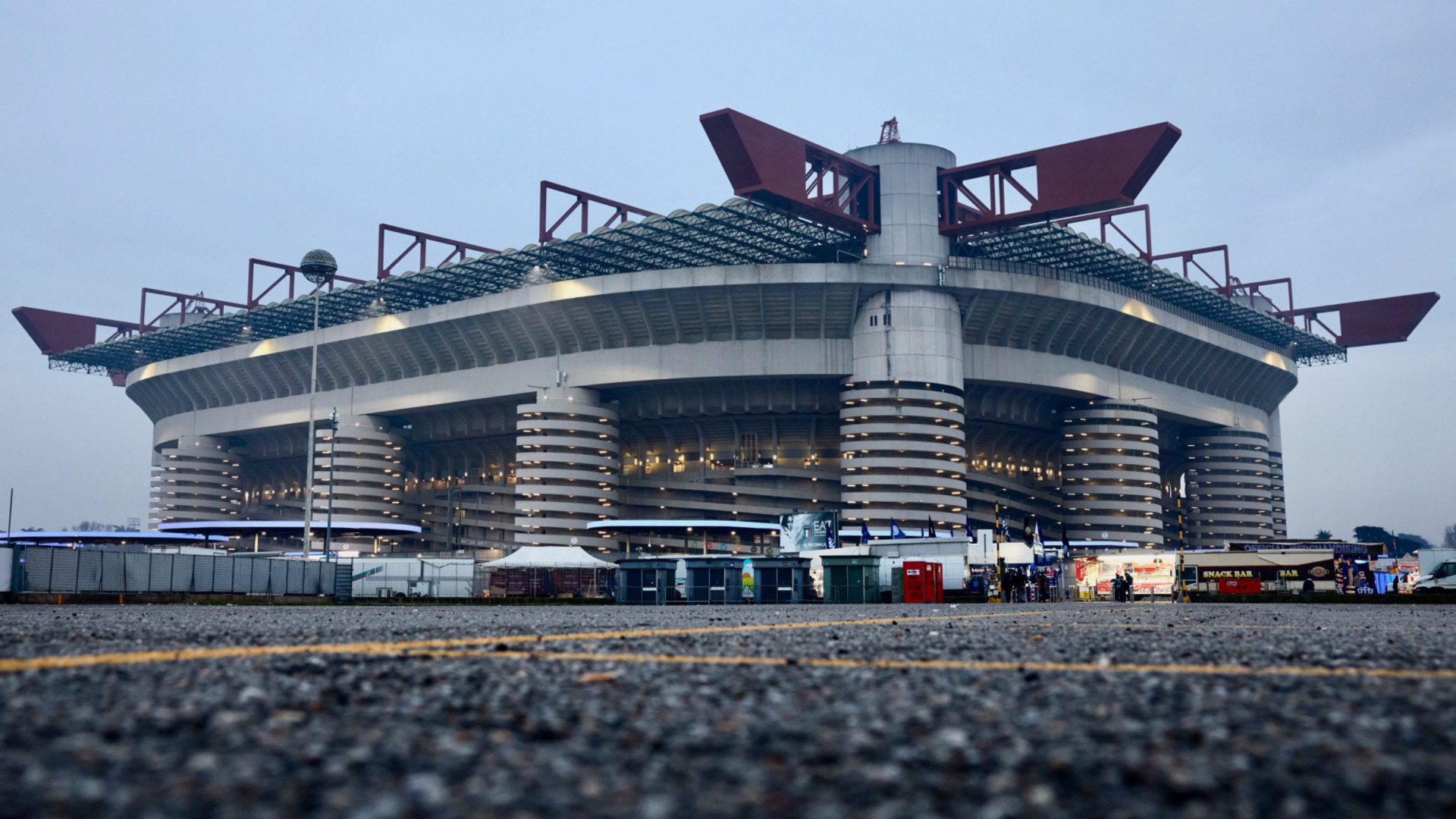 Стадион San Siro, который готовят к сносу, примет церемонию открытия