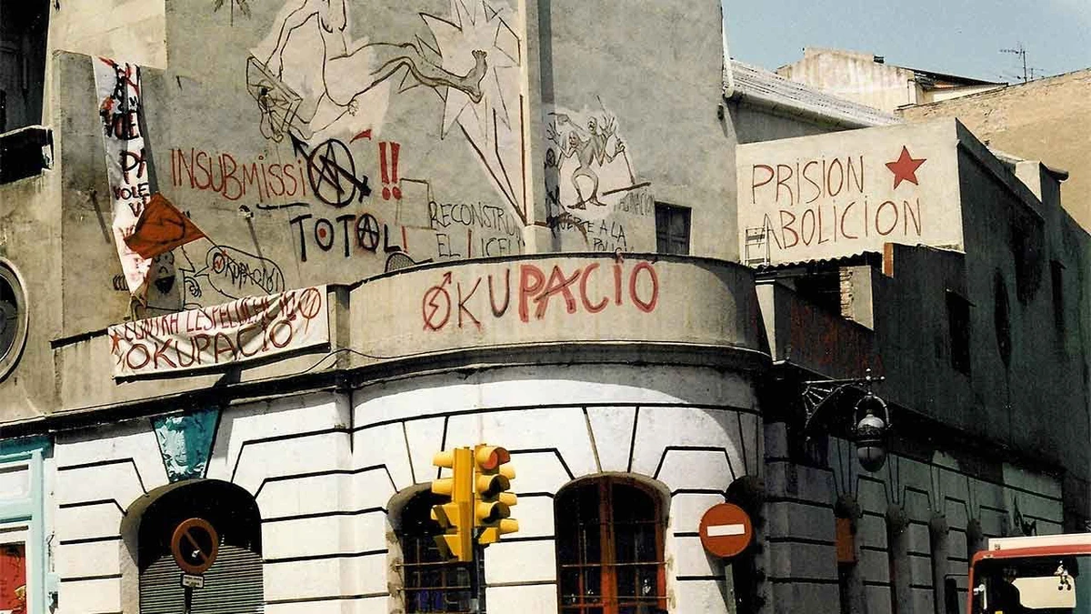 Окупаси роками зловживали нормою Конституції Іспанії про недоторканність житла