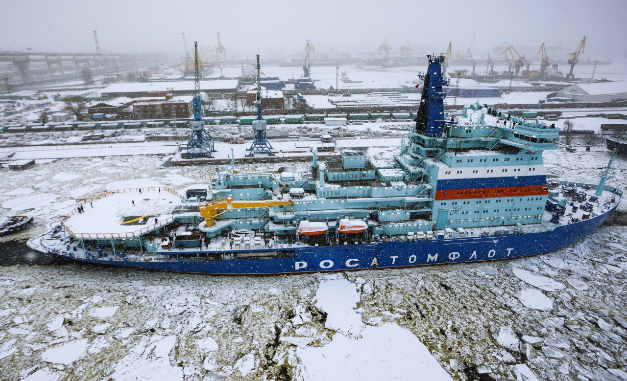 Російський атомний криголам Якутія