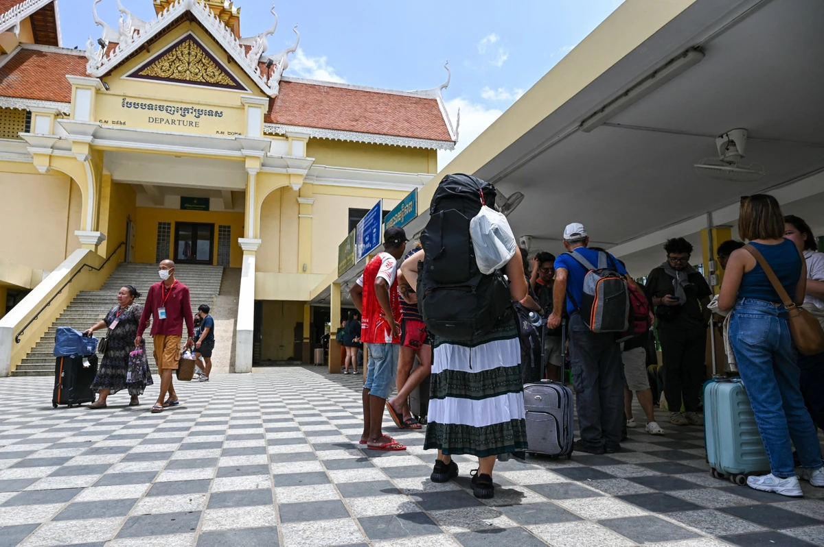 У разі зриву перемир’я і тривалої війни економіка Камбоджі втратить більше