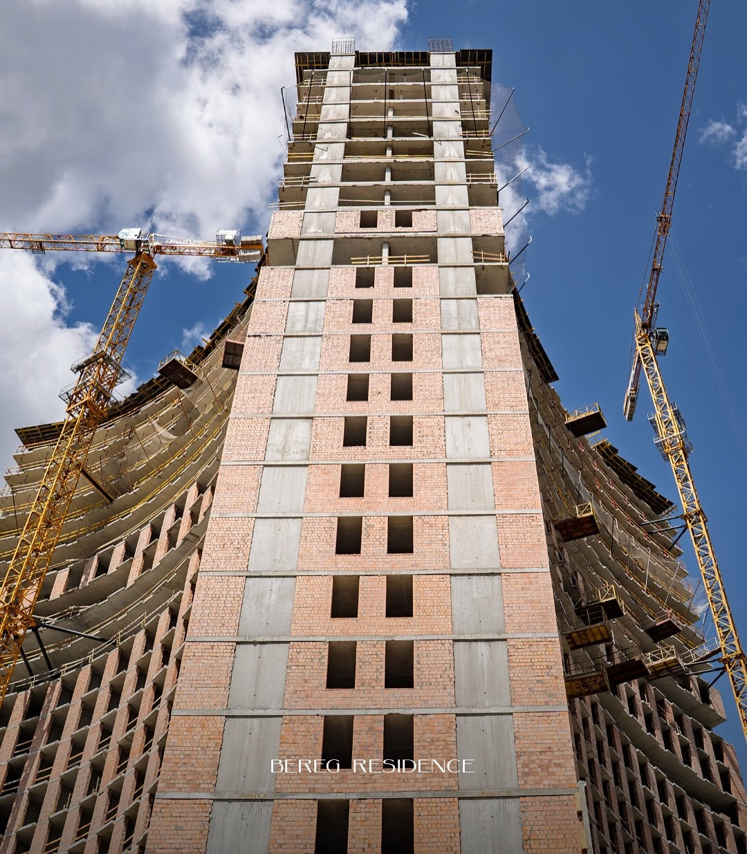 Фото з будівельного звіту Bereg Residence за липень 2025 року