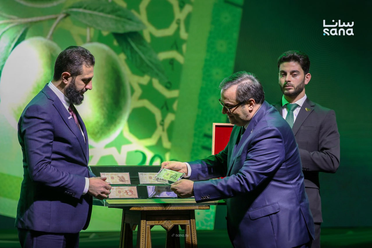 Президент Сирії Ахмед Аш-Шараа презентує нову валюту