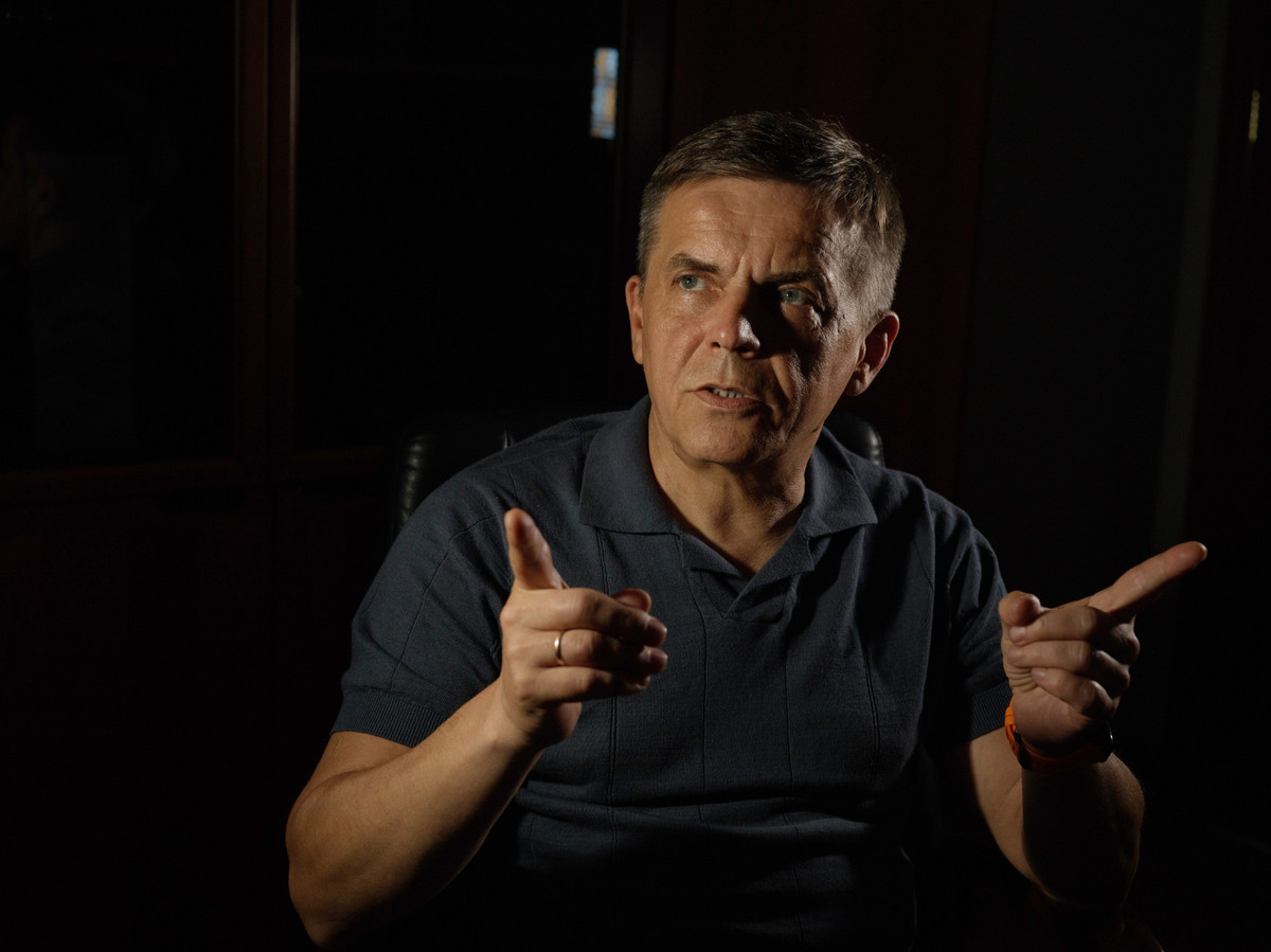 Сергей Сухомлин: По Одесской трассе проблемные два-три участка длиной примерно по 2 километра. По трассе Киев-Чоп - несколько участков под Киевом, возле окружной Коростышева и дальше по Ровенской области