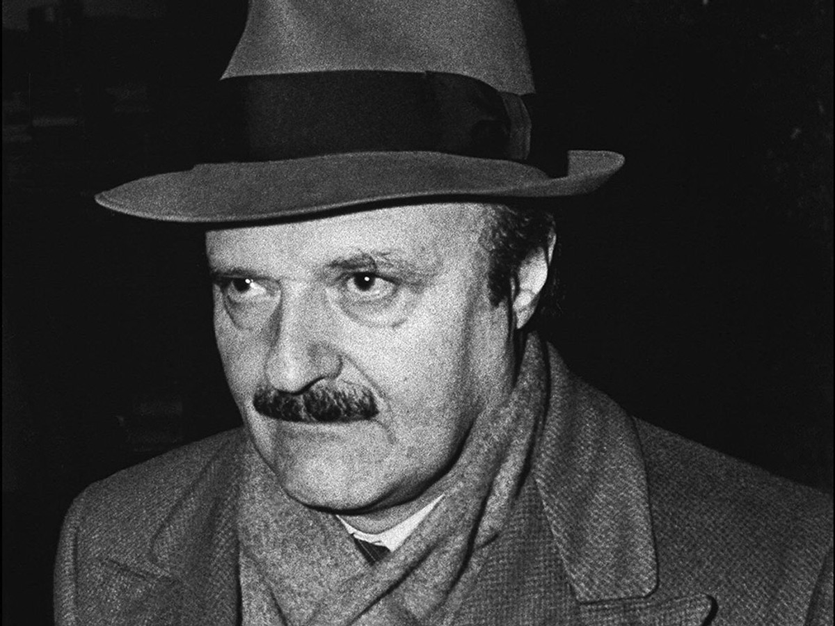 История божьего банкира Роберто Кальви и его загадочная гибель стали основой для сценария Крестного отца 3