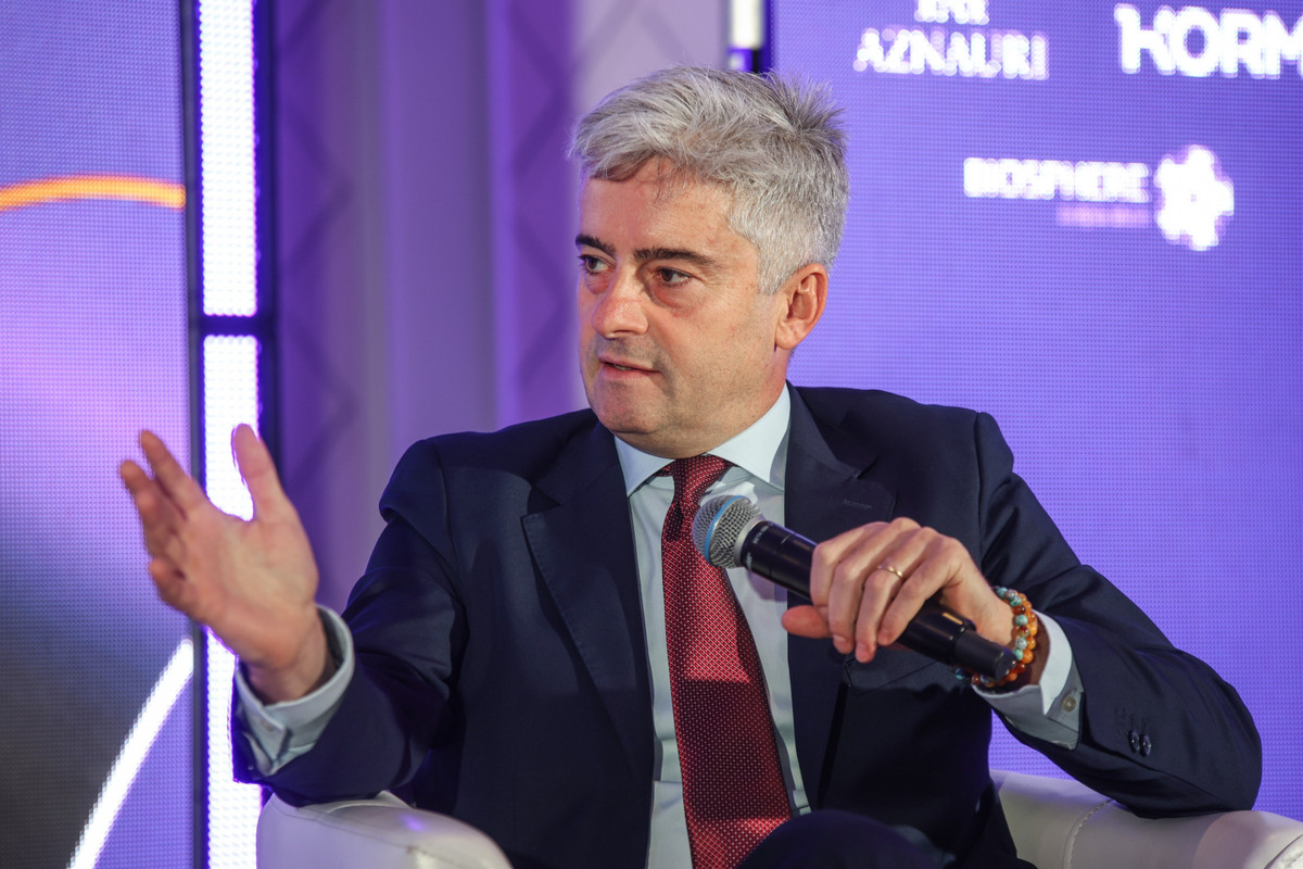 Голова Української інвестиційної команди у Європейському інвестиційному банку (ЄІБ) Матео Рівелінні