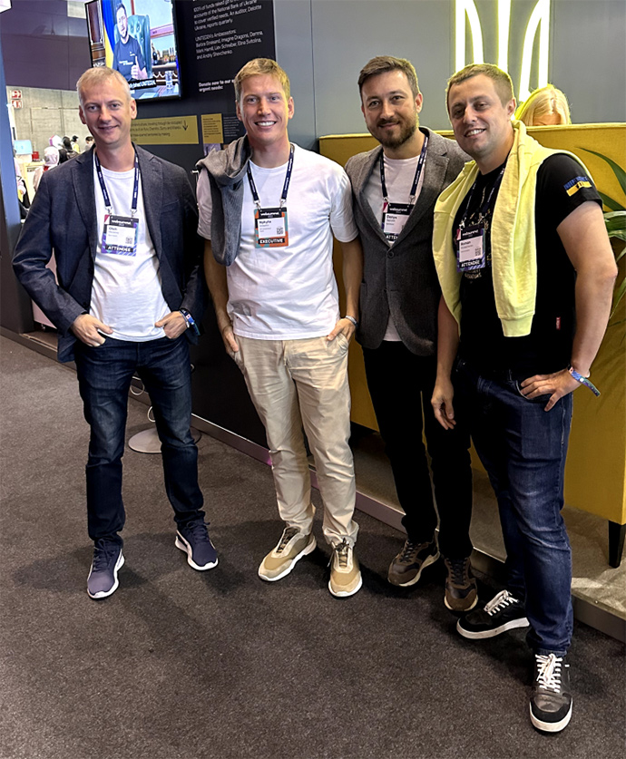 Никита Измайлов и Денис Сапрыкин на Web Summit 2022