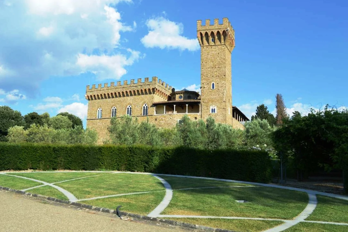 Замок Torre del Gallо в Тоскані